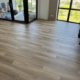 Bruine_PVC_vloer_Ambiant_woning