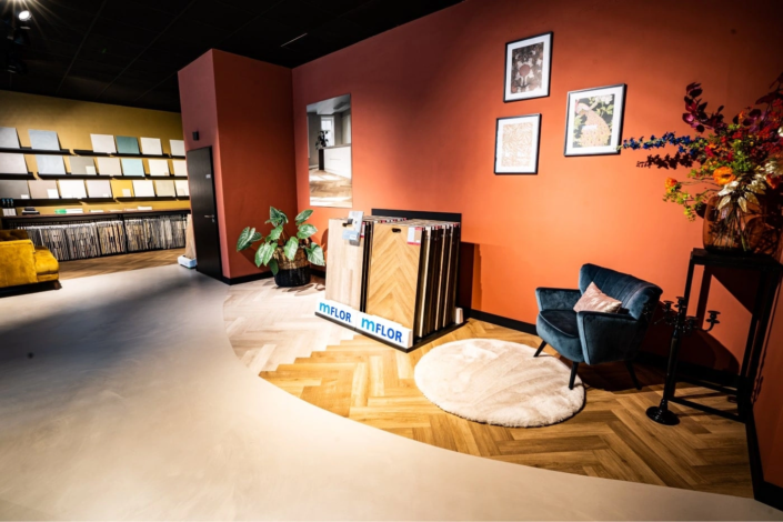 Showroom met ruim aantal vloerstalen Showroom met ruim aantal vloerstalen